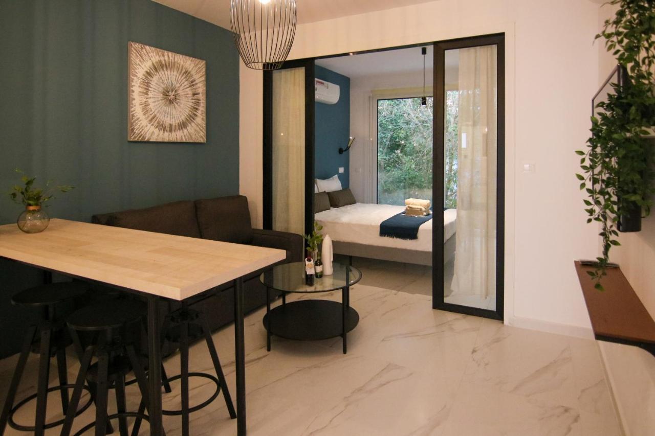 Phaedrus Living Seaside Romantic Flat Limnaria 123 Paphos Exteriör bild
