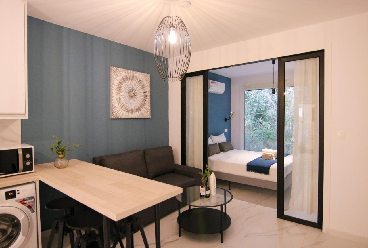 Phaedrus Living Seaside Romantic Flat Limnaria 123 Paphos Exteriör bild