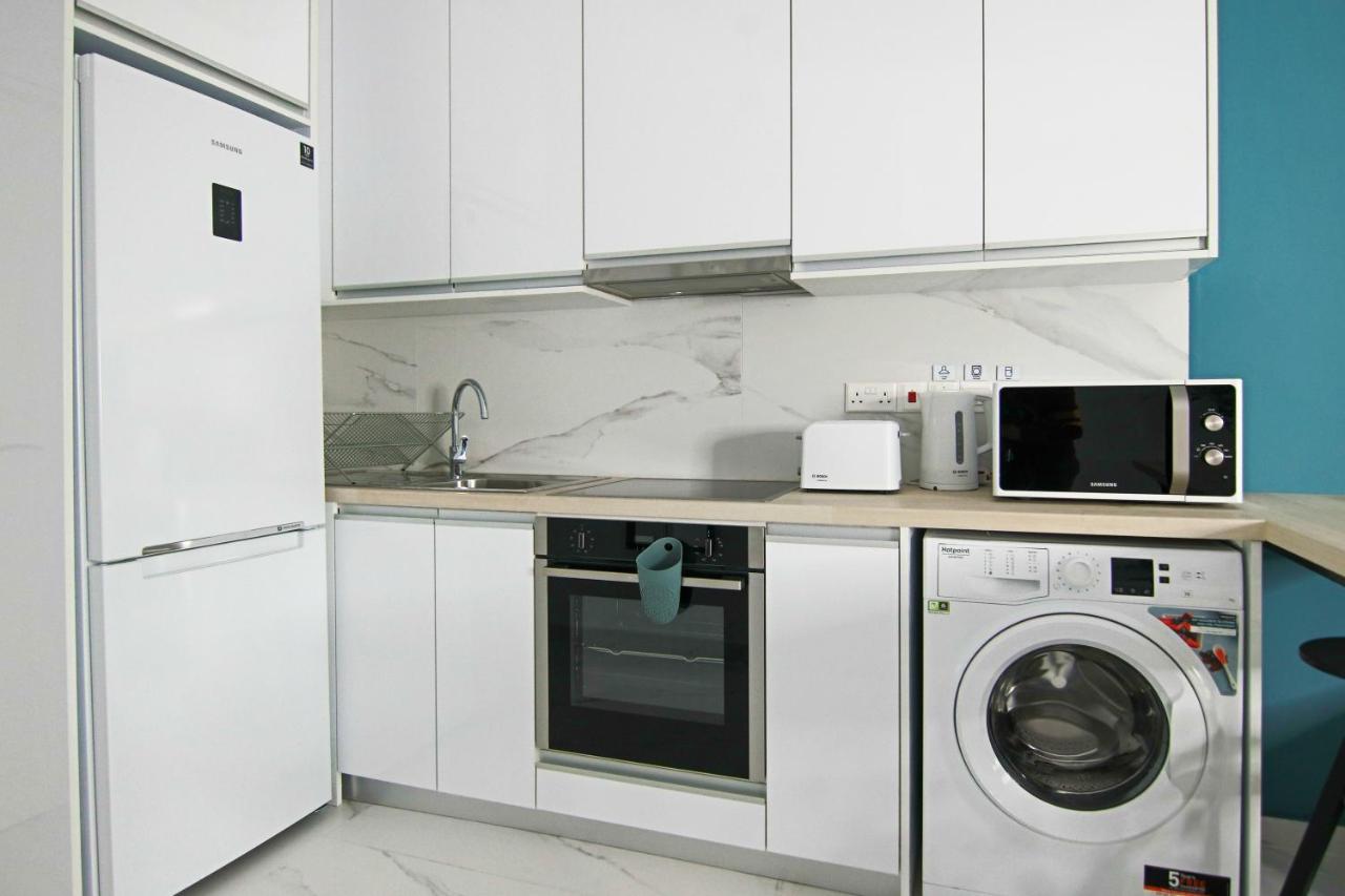 Phaedrus Living Seaside Romantic Flat Limnaria 123 Paphos Exteriör bild